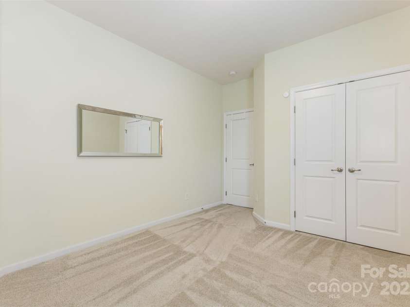 1116 Arnott Lane, Matthews, NC 28105.  MLS# CAR4274820, YatesRealty ID 26774. 