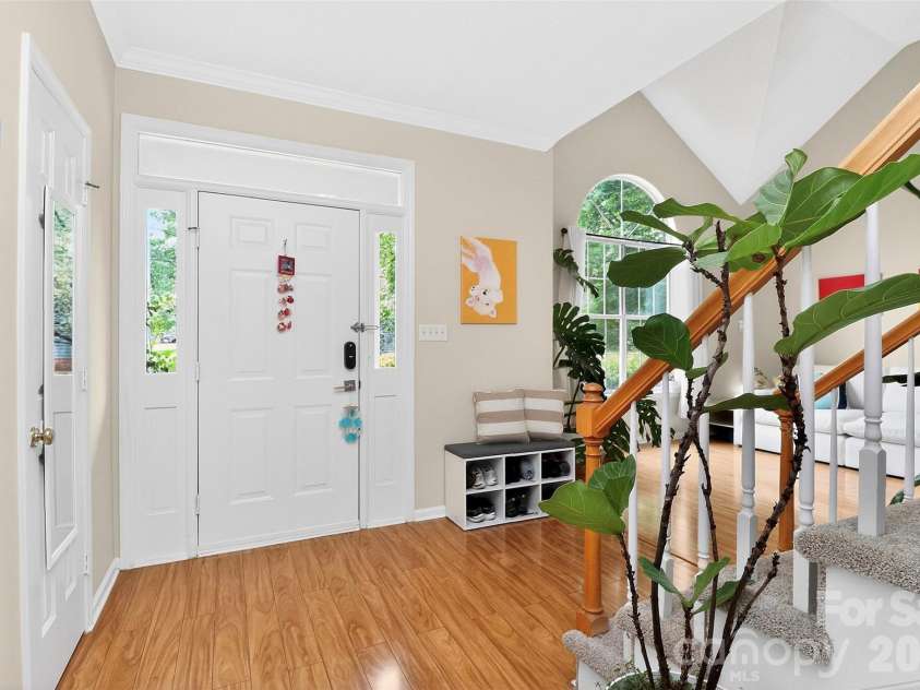 3600 Briarthorne Drive, Charlotte, NC 28269.  MLS# CAR4386523, YatesRealty ID 26775. 