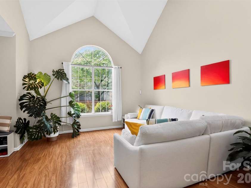 3600 Briarthorne Drive, Charlotte, NC 28269.  MLS# CAR4386523, YatesRealty ID 26775. 