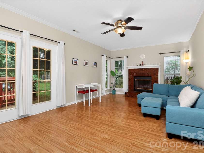 3600 Briarthorne Drive, Charlotte, NC 28269.  MLS# CAR4386523, YatesRealty ID 26775. 