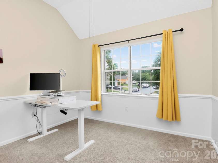 3600 Briarthorne Drive, Charlotte, NC 28269.  MLS# CAR4386523, YatesRealty ID 26775. 
