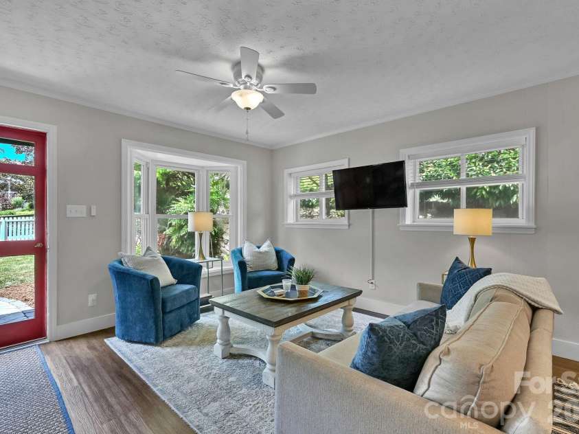 32 Central Avenue, Weaverville, NC 28787.  MLS# CAR4384659, YatesRealty ID 26776. 