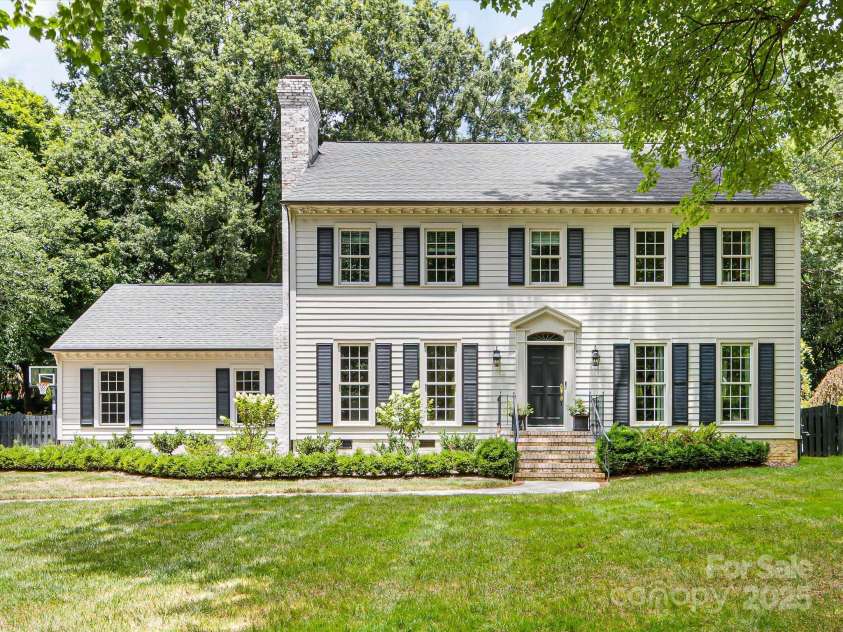 2912 Wheelock Road, Charlotte, NC 28211.  MLS# CAR4281093, YatesRealty ID 26777. 
