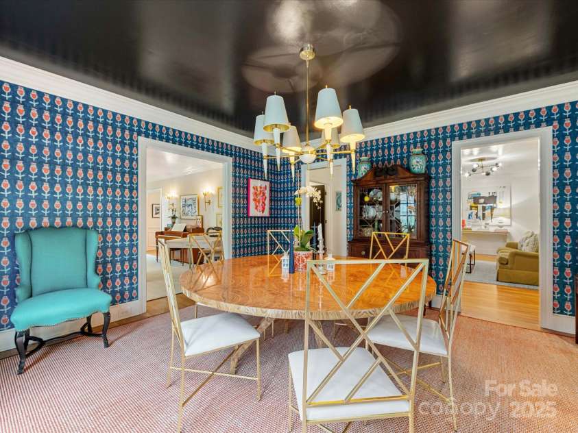 2912 Wheelock Road, Charlotte, NC 28211.  MLS# CAR4281093, YatesRealty ID 26777. 