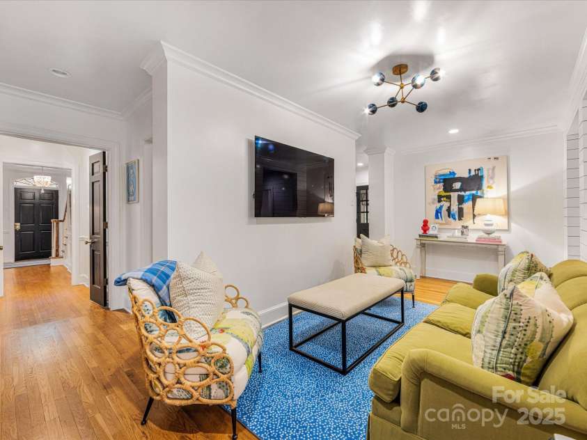 2912 Wheelock Road, Charlotte, NC 28211.  MLS# CAR4281093, YatesRealty ID 26777. 