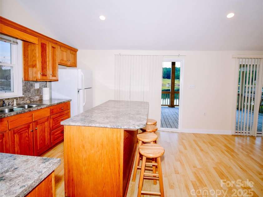 2458 Cottage Lane, Liberty Hill, SC 29074.  MLS# CAR4280402, YatesRealty ID 26778. 