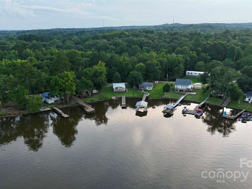 2458 Cottage Lane, Liberty Hill, SC 29074.  MLS# CAR4280402, YatesRealty ID 26778. 