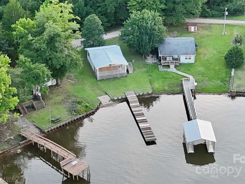 2458 Cottage Lane, Liberty Hill, SC 29074.  MLS# CAR4280402, YatesRealty ID 26778. 