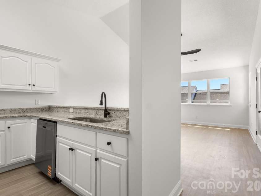 3929 Jasmine Lane, Denver, NC 28037.  MLS# CAR4369041, YatesRealty ID 26778. 