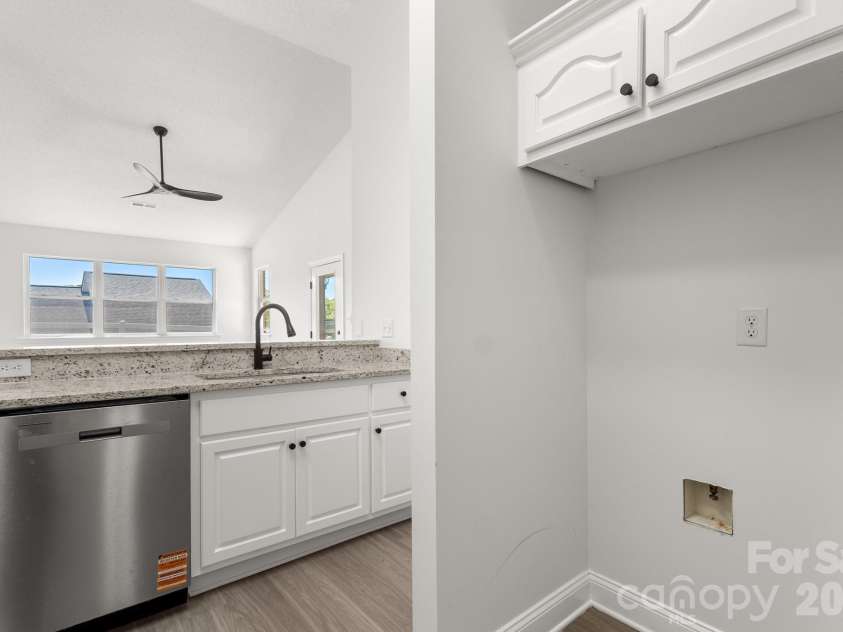 3929 Jasmine Lane, Denver, NC 28037.  MLS# CAR4369041, YatesRealty ID 26778. 