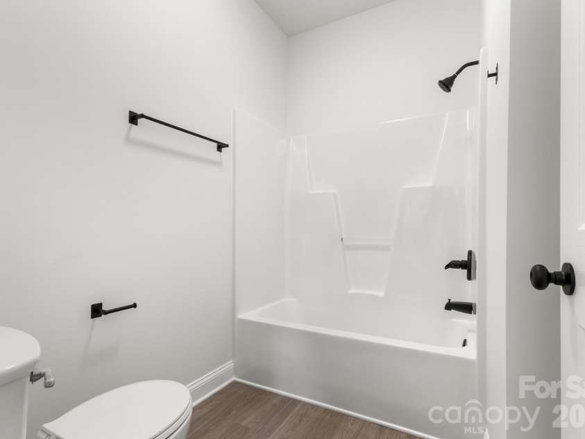 3929 Jasmine Lane, Denver, NC 28037.  MLS# CAR4369041, YatesRealty ID 26778. 