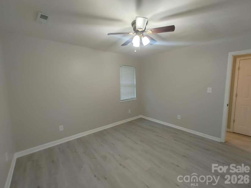 702 Harmon Road, Kings Mountain, NC 28086.  MLS# CAR4387451, YatesRealty ID 26779. 