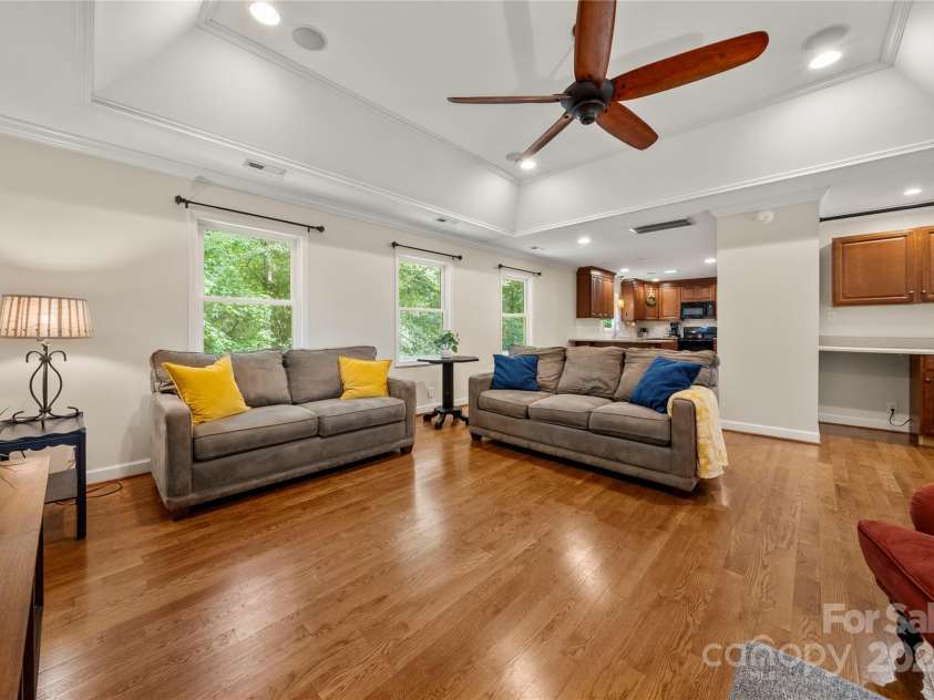 1447 London Drive, Rock Hill, SC 29732.  MLS# CAR4180114, YatesRealty ID 2678. Family Room