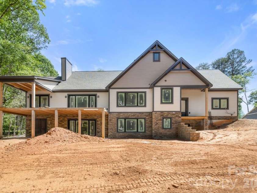 5117 Grassy Creek Road, Denver, NC 28037.  MLS# CAR4377524, YatesRealty ID 26780. 