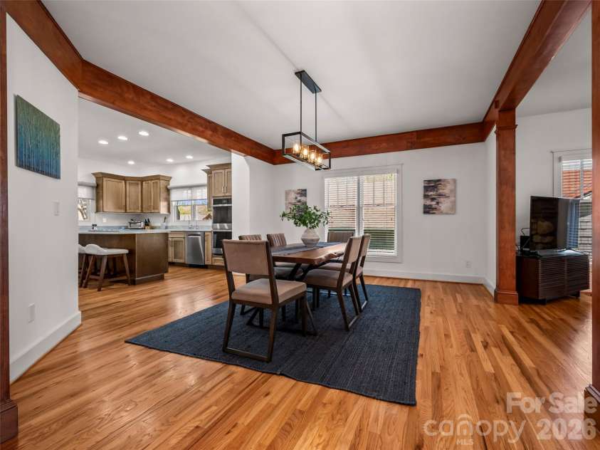 19 Lacoste Drive, Hendersonville, NC 28739.  MLS# CAR4386637, YatesRealty ID 26783. 