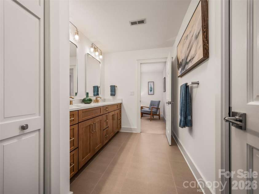 19 Lacoste Drive, Hendersonville, NC 28739.  MLS# CAR4386637, YatesRealty ID 26783. 