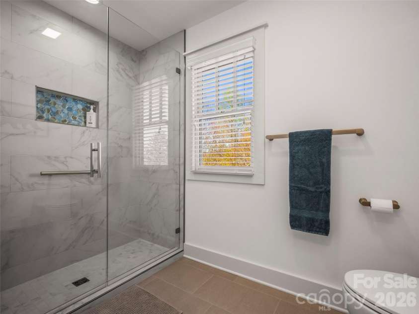 19 Lacoste Drive, Hendersonville, NC 28739.  MLS# CAR4386637, YatesRealty ID 26783. 