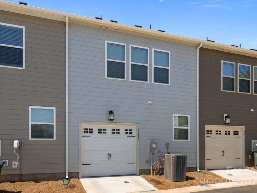 4139 Walking Ridge Road, Charlotte, NC 28208.  MLS# CAR4280862, YatesRealty ID 26783. Representative Photo