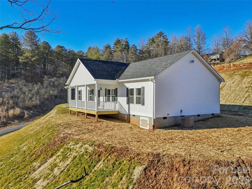 56 Big Branch Drive, Mars Hill, NC 28754.  MLS# CAR4347159, YatesRealty ID 26785. 