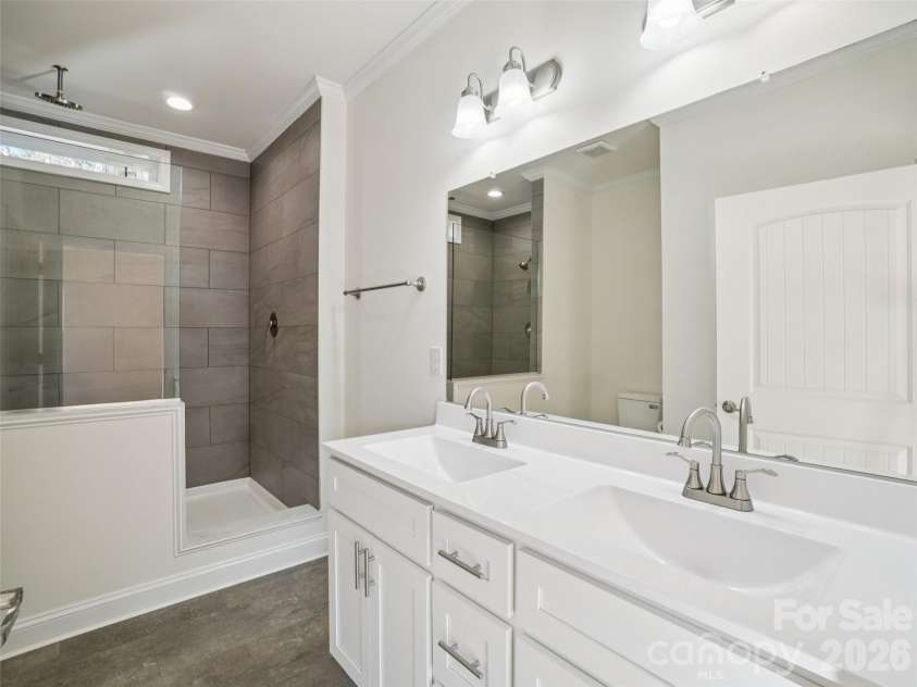 56 Big Branch Drive, Mars Hill, NC 28754.  MLS# CAR4347159, YatesRealty ID 26785. Primary Bathroom