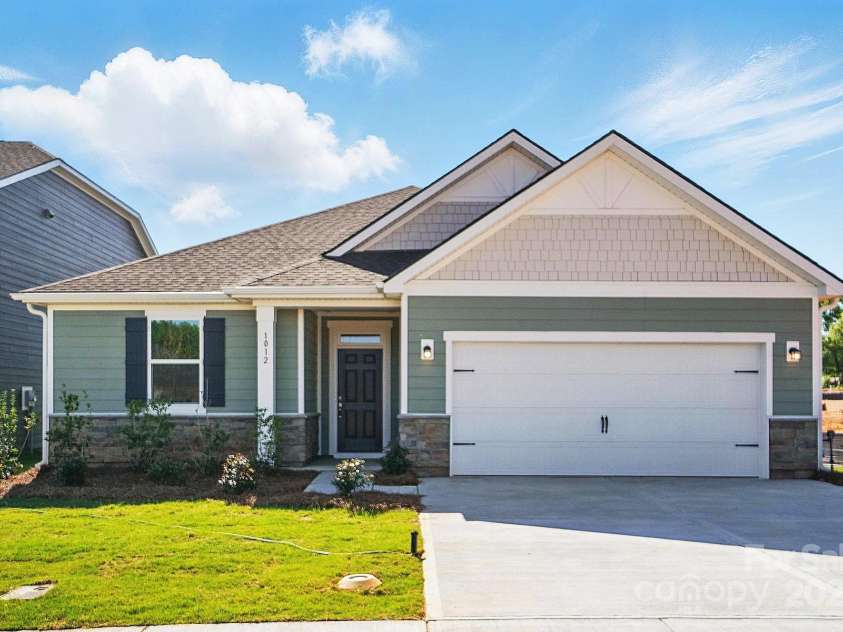 1012 Farm Branch Court, Indian Trail, NC 28079.  MLS# CAR4217948, YatesRealty ID 26786. 