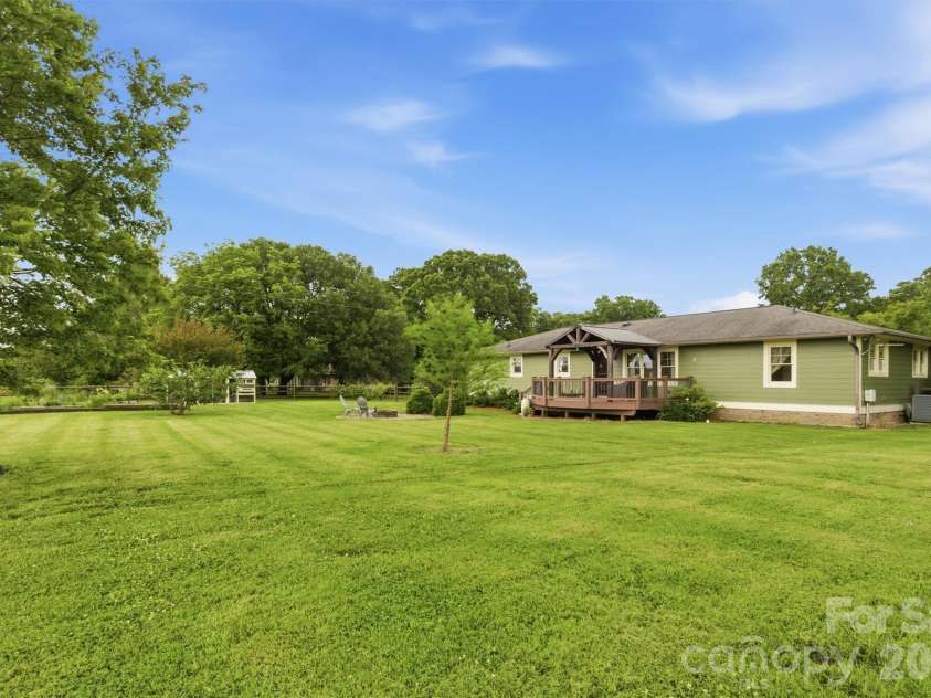 4712 Secrest Shortcut Road, Monroe, NC 28110.  MLS# CAR4381520, YatesRealty ID 26787. 