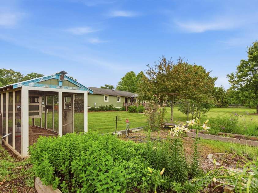 4712 Secrest Shortcut Road, Monroe, NC 28110.  MLS# CAR4381520, YatesRealty ID 26787. 