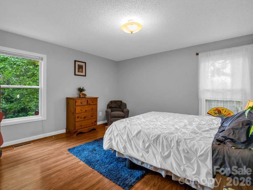 23 Peace Street, Asheville, NC 28806.  MLS# CAR4384330, YatesRealty ID 26788. 
