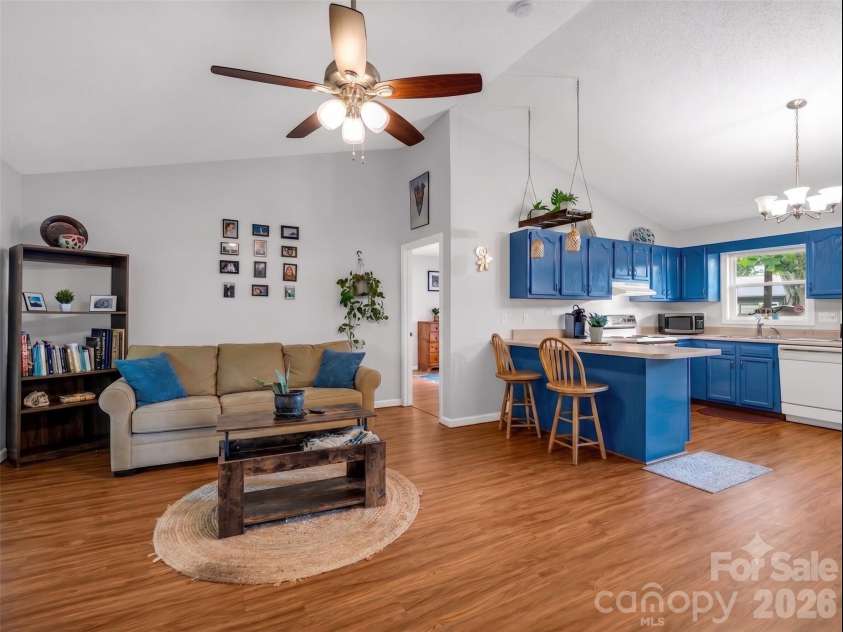 23 Peace Street, Asheville, NC 28806.  MLS# CAR4384330, YatesRealty ID 26788. 