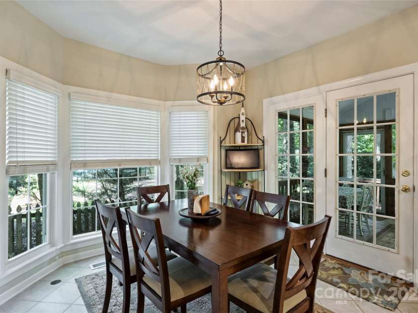 8917 New Oak Lane, Huntersville, NC 28078.  MLS# CAR4282861, YatesRealty ID 26789. 