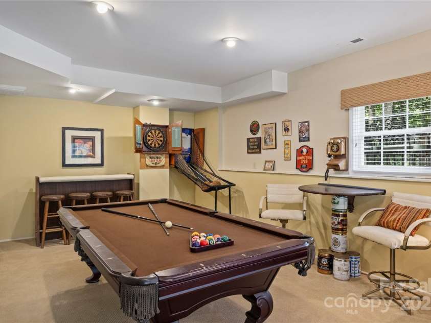 8917 New Oak Lane, Huntersville, NC 28078.  MLS# CAR4282861, YatesRealty ID 26789. 