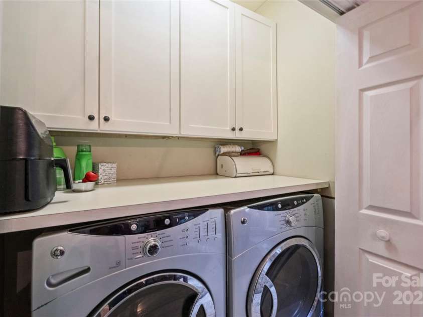 8917 New Oak Lane, Huntersville, NC 28078.  MLS# CAR4282861, YatesRealty ID 26789. 