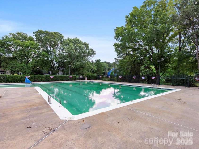 8917 New Oak Lane, Huntersville, NC 28078.  MLS# CAR4282861, YatesRealty ID 26789. 