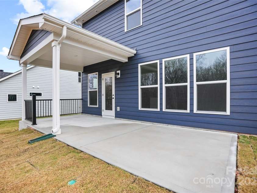 2028 Waxhaw Crossing Drive, Waxhaw, NC 28173.  MLS# CAR4324841, YatesRealty ID 2679. 