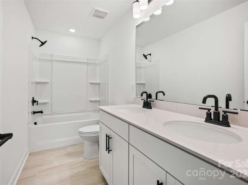 2028 Waxhaw Crossing Drive, Waxhaw, NC 28173.  MLS# CAR4324841, YatesRealty ID 2679. 