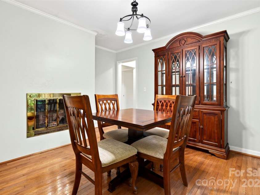 3135 Charlyne Drive, Hendersonville, NC 28792.  MLS# CAR4280457, YatesRealty ID 26791. 