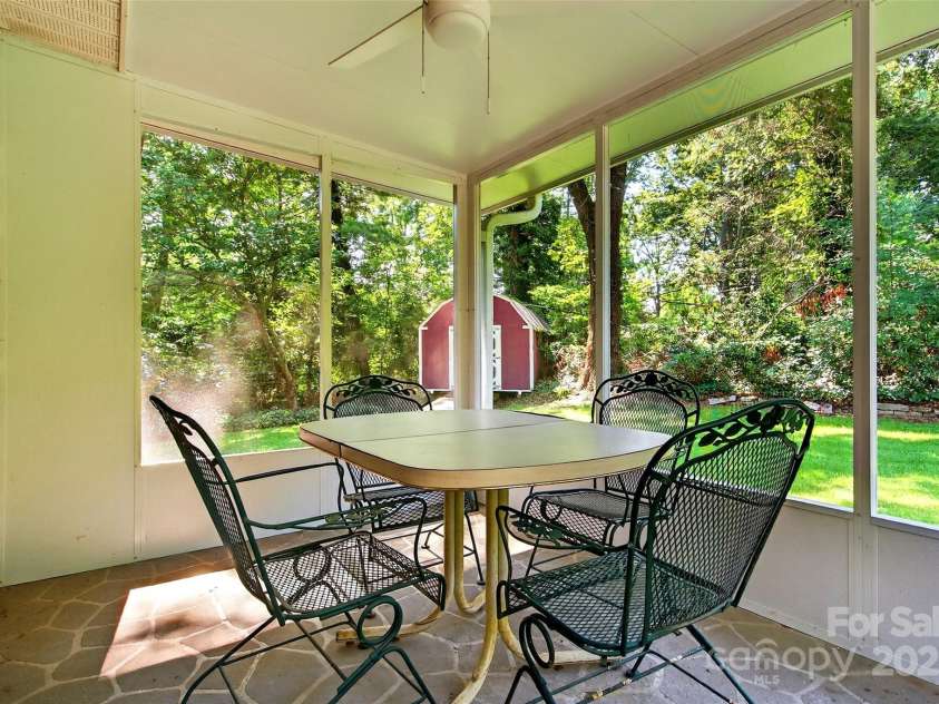 3135 Charlyne Drive, Hendersonville, NC 28792.  MLS# CAR4280457, YatesRealty ID 26791. 