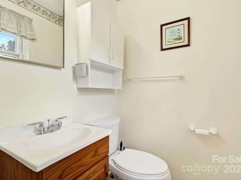 3135 Charlyne Drive, Hendersonville, NC 28792.  MLS# CAR4280457, YatesRealty ID 26791. 