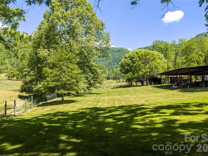 741A Morrow Branch Road, Leicester, NC 28748.  MLS# CAR4383543, YatesRealty ID 26791. 