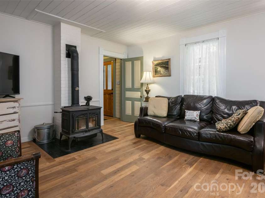 741A Morrow Branch Road, Leicester, NC 28748.  MLS# CAR4383543, YatesRealty ID 26791. 