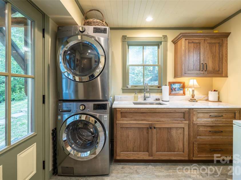 741A Morrow Branch Road, Leicester, NC 28748.  MLS# CAR4383543, YatesRealty ID 26791. 