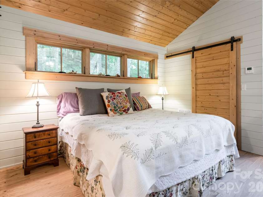 741A Morrow Branch Road, Leicester, NC 28748.  MLS# CAR4383543, YatesRealty ID 26791. Carriage House
