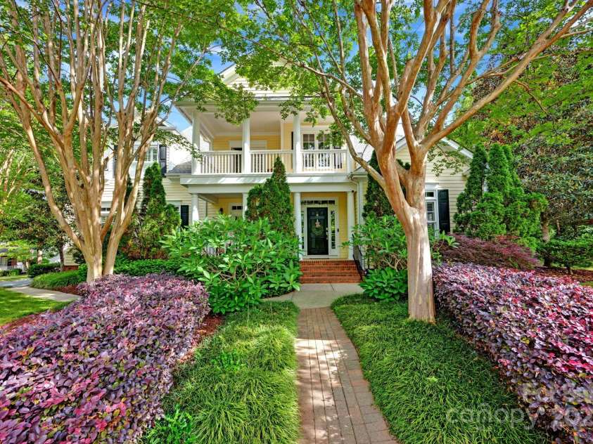 14505 Sunset Walk Lane, Huntersville, NC 28078.  MLS# CAR4258321, YatesRealty ID 26792. 