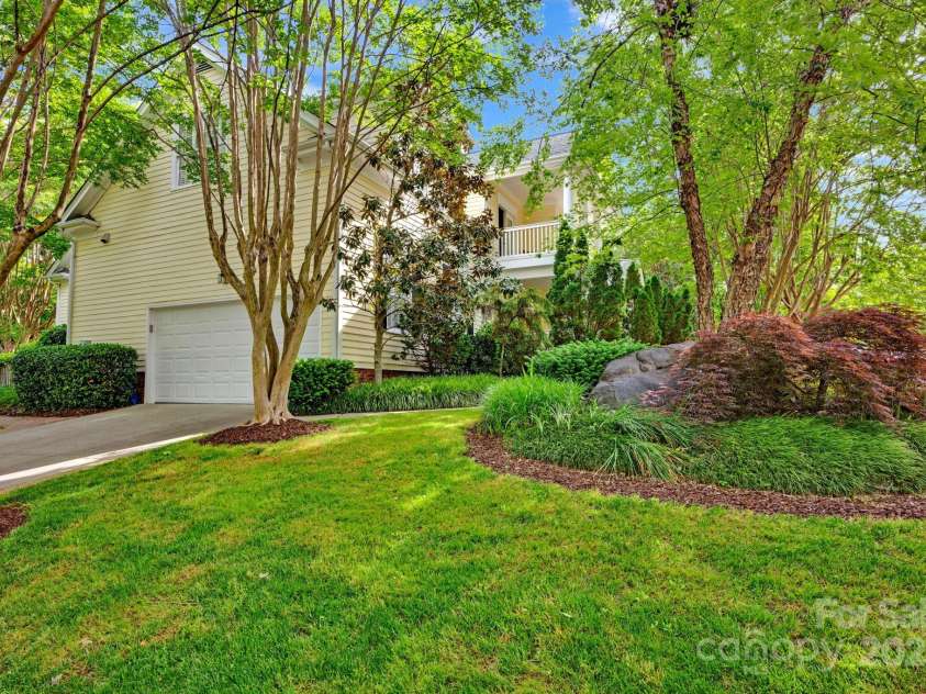 14505 Sunset Walk Lane, Huntersville, NC 28078.  MLS# CAR4258321, YatesRealty ID 26792. 