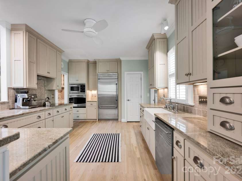 14505 Sunset Walk Lane, Huntersville, NC 28078.  MLS# CAR4258321, YatesRealty ID 26792. 