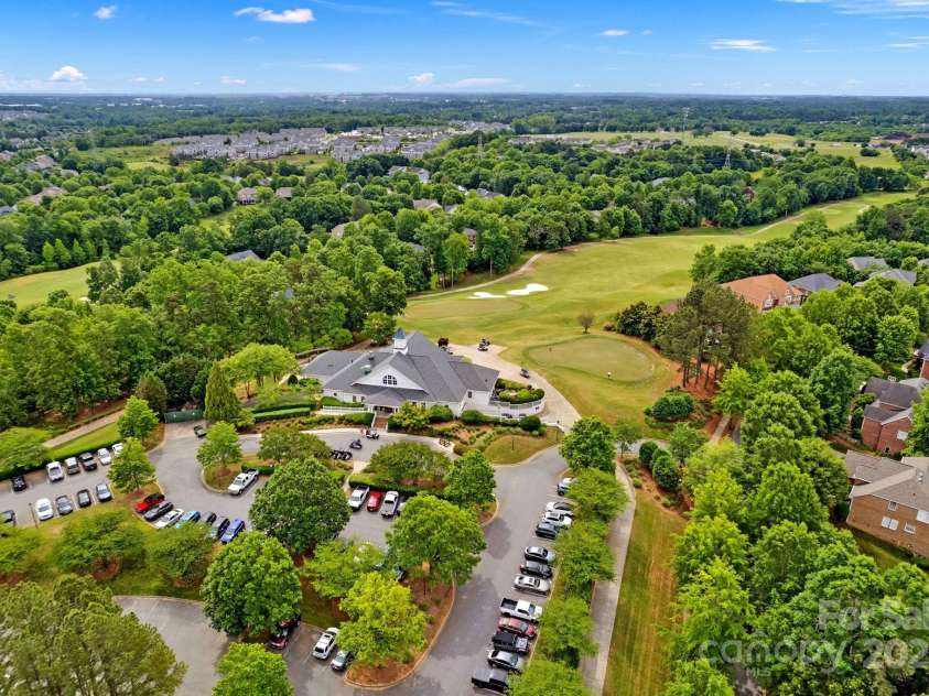 14505 Sunset Walk Lane, Huntersville, NC 28078.  MLS# CAR4258321, YatesRealty ID 26792. 