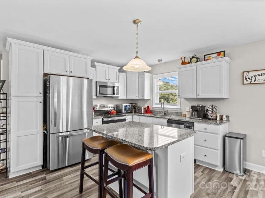 161 Mack Trail, Lexington, NC 27292.  MLS# CAR4279847, YatesRealty ID 26793. 