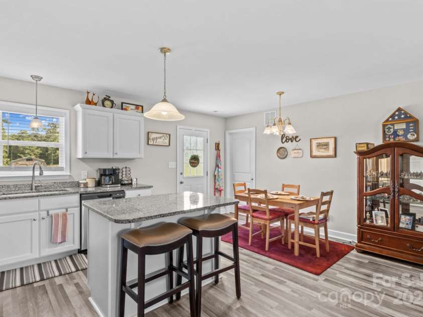 161 Mack Trail, Lexington, NC 27292.  MLS# CAR4279847, YatesRealty ID 26793. 