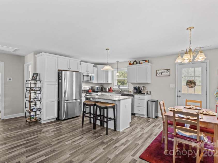 161 Mack Trail, Lexington, NC 27292.  MLS# CAR4279847, YatesRealty ID 26793. 