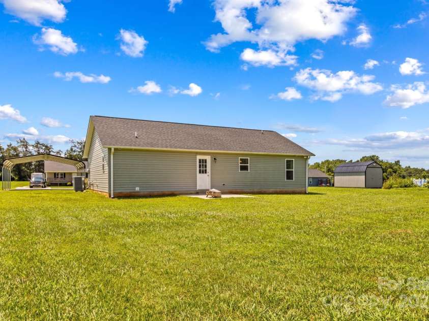 161 Mack Trail, Lexington, NC 27292.  MLS# CAR4279847, YatesRealty ID 26793. 